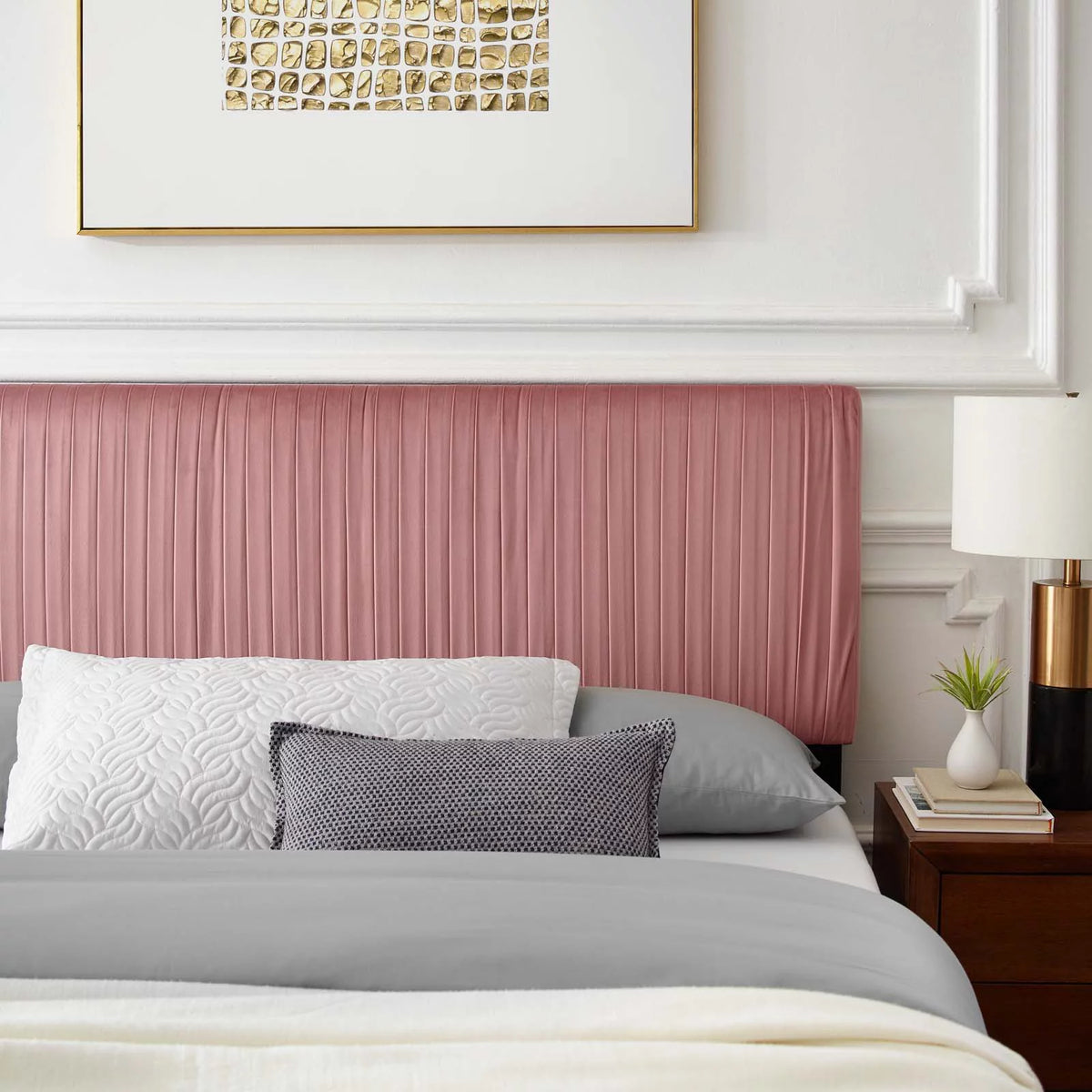 Full Size Velvet Platform Bed Frame P874790