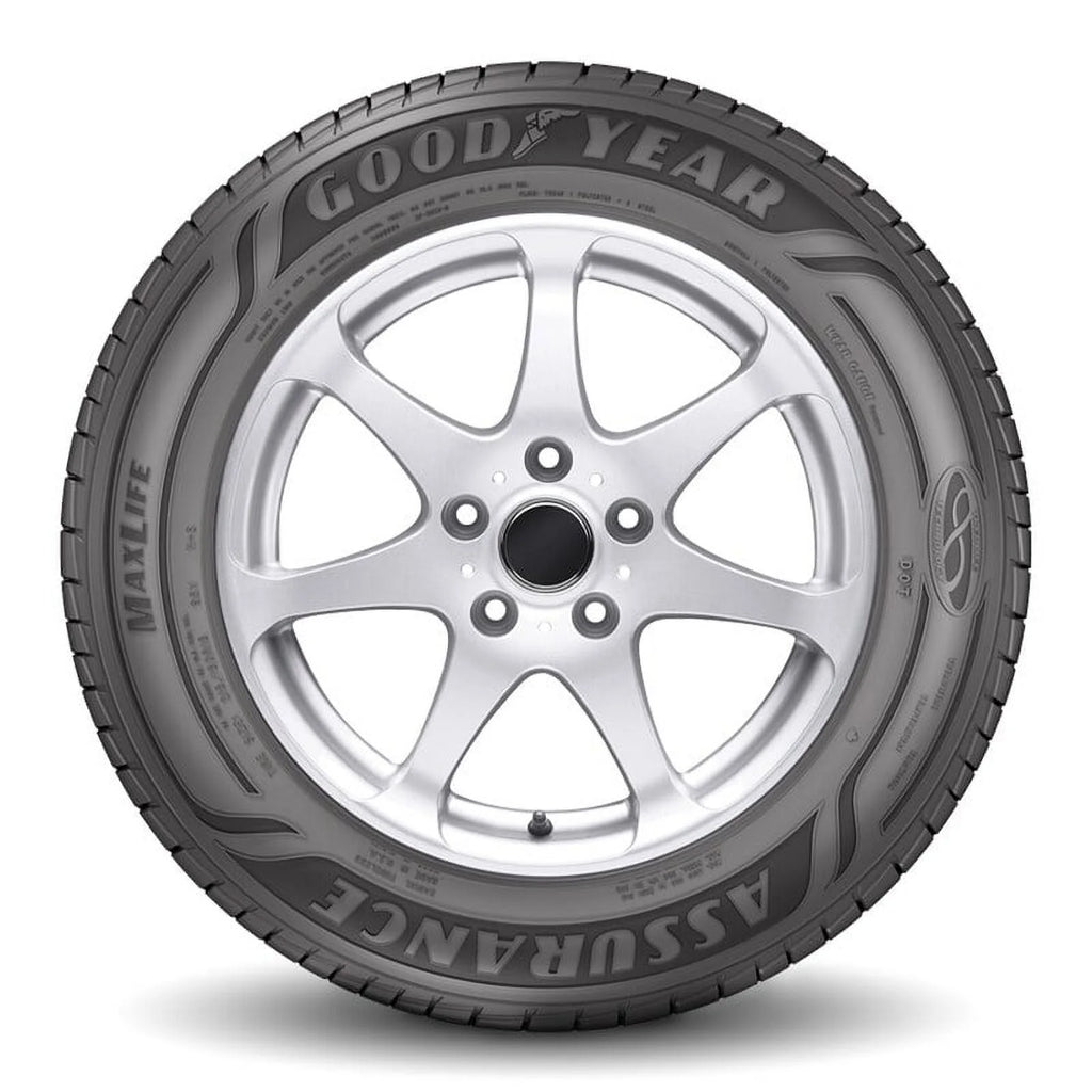 225/55R19 99V All-Season Tire X827