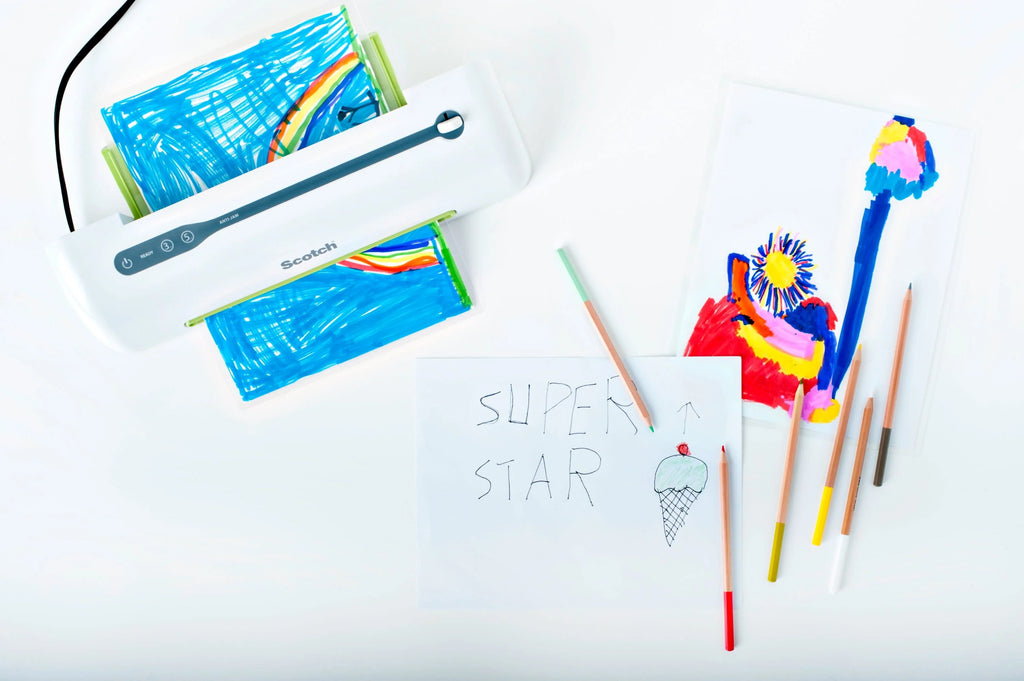 Self-Sealing Photo Laminating Sheets Gloss 5 x 7 5 Sheets A24363