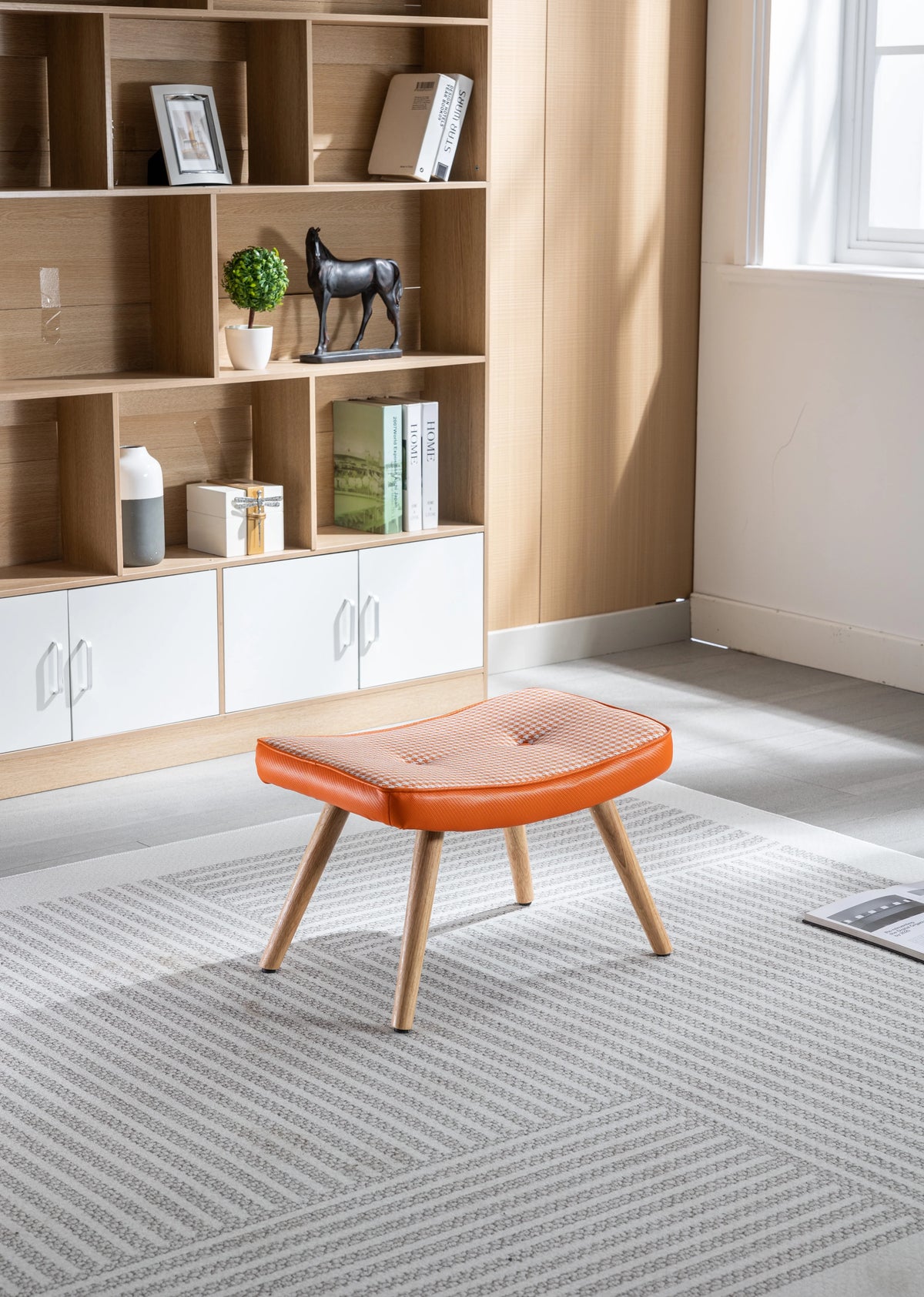 Wooden Step Stool with Cushion and Non-Slip Pad U33016