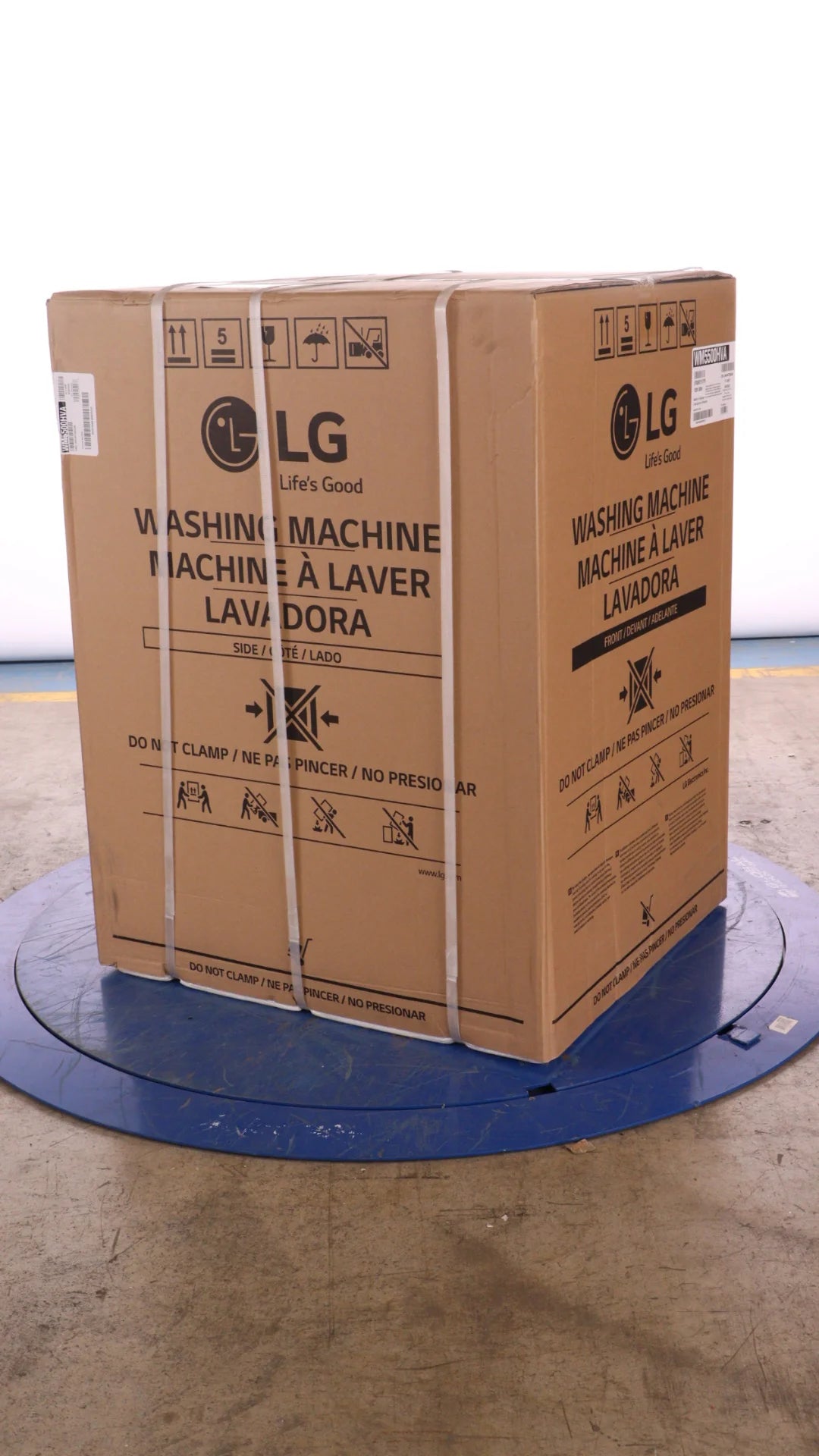 5.2 Cu Ft Graphite Steel Front Load Washer U5416