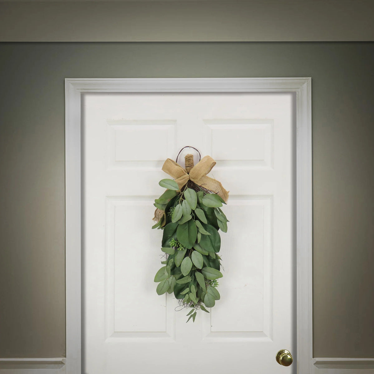 26" Eucalyptus and Magnolia Leaf Swag A43449