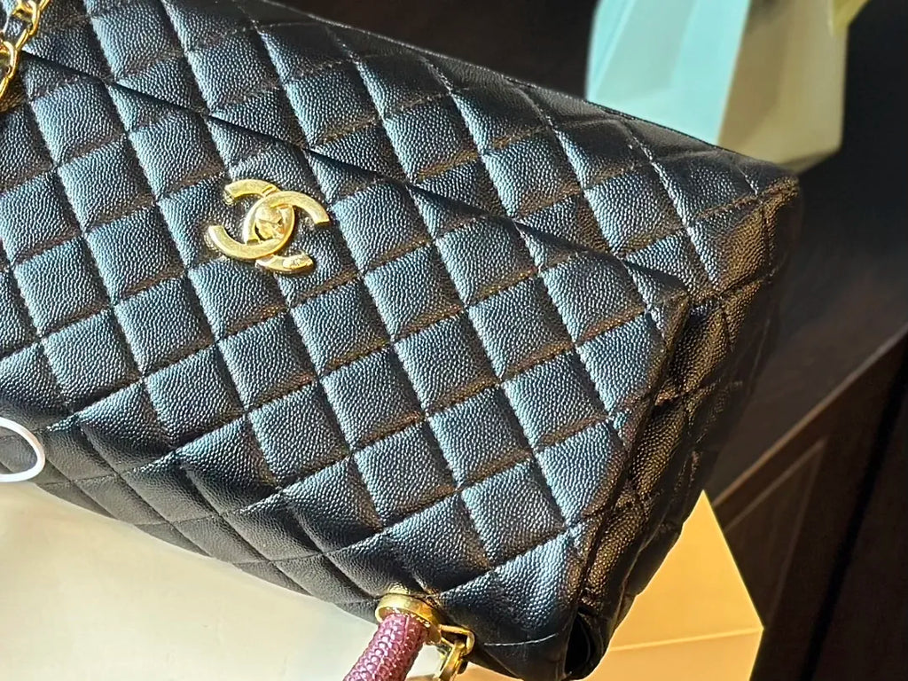 Quilted Small Flap T65129