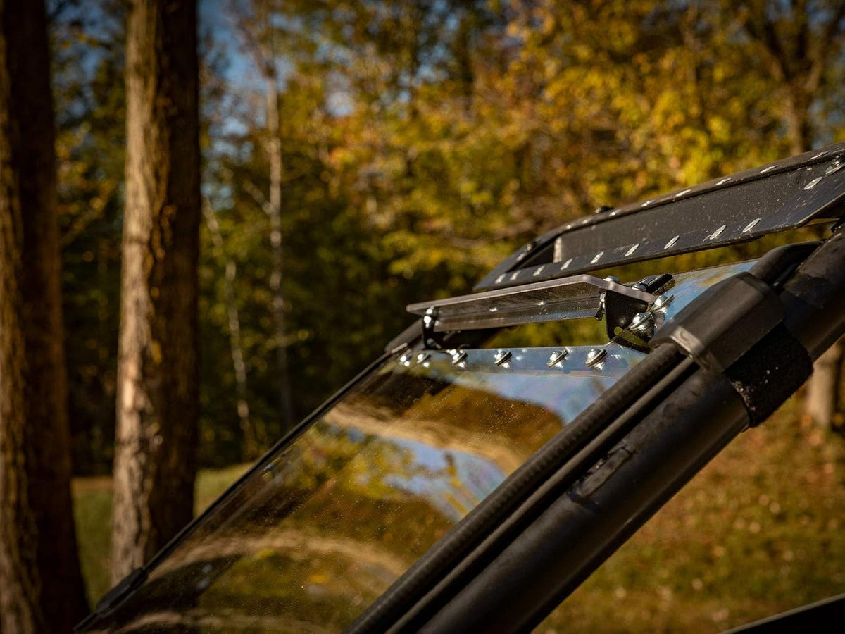 Heavy-Duty Scratch Resistant Vented Full Windshield N7347
